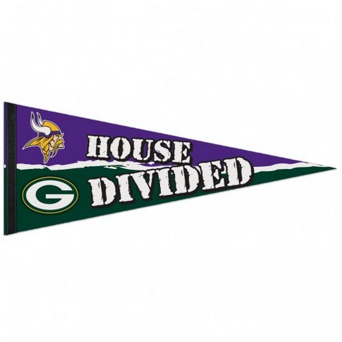 Green Bay Packers/Minnesota Vikings Pennant 12x30 Premium Style House Divided Design