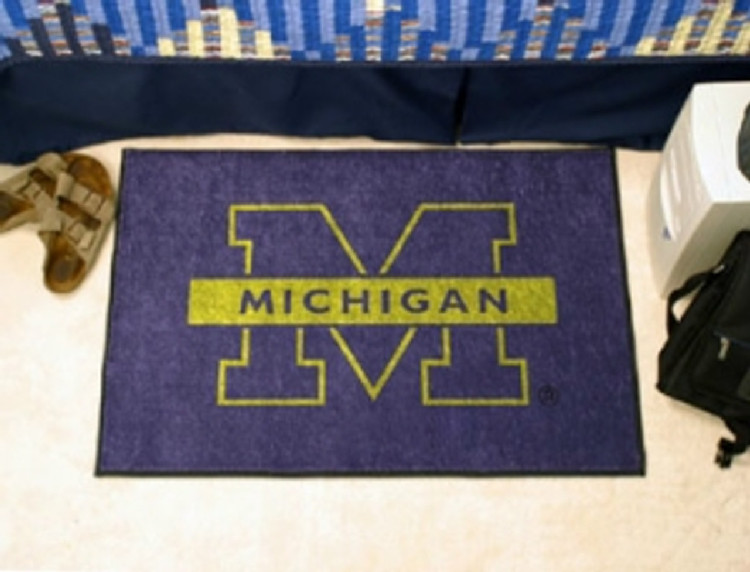 Michigan Wolverines Rug - Starter Style