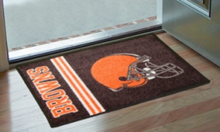 Cleveland Browns Rug - Starter Style, Helmet/Stripes Design