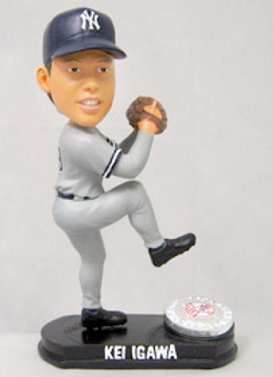 New York Yankees Kei Igawa Forever Collectibles Blatinum Bobblehead (Road) CO