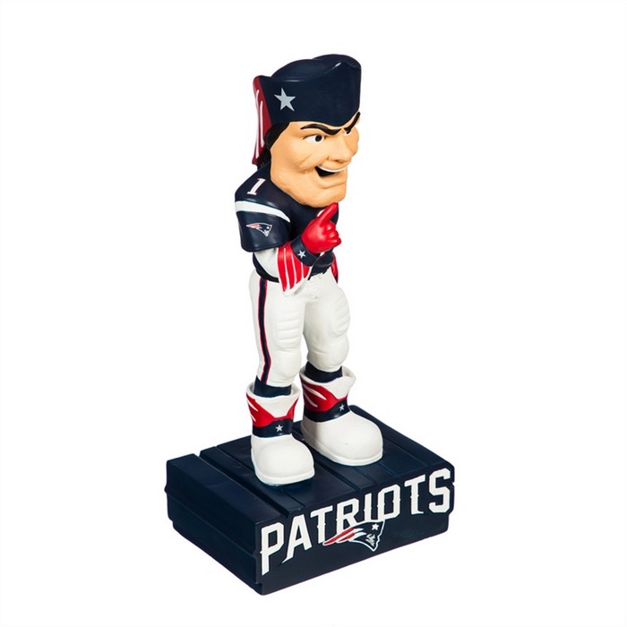 EVERGREEN New England Patriots Garden Statue Mascot Design