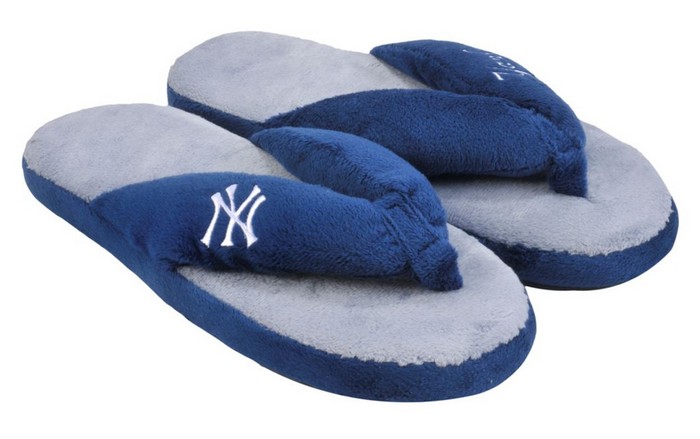 Forever Collectibles New York Yankees Slippers - Womens Thong Flip Flop (12 pc case)  CO