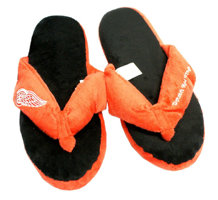 Detroit Red Wings Slipper - Women Thong Flip Flop - (1 Pair) - M