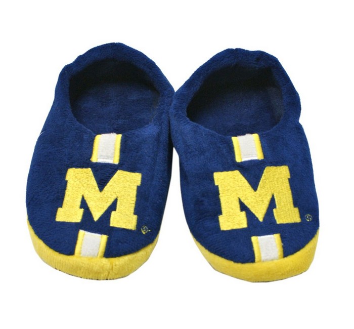 Forever Collectibles Michigan Wolverines Slippers - Youth 4-7 Stripe (12 pc case) CO