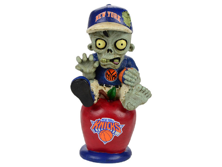 New York Knicks Zombie Figurine - On Logo CO