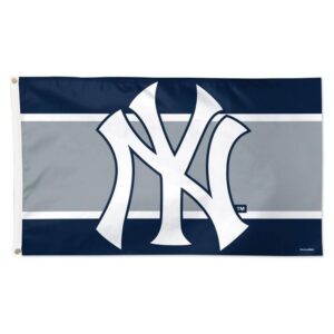 New York Yankees Flag 3x5 Deluxe Style Stripe