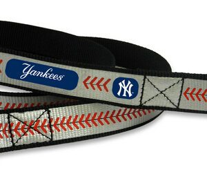 New York Yankees Pet Leash Reflective Baseball Size Large CO